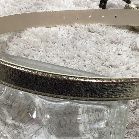 Kenneth Cole Reaction gold metallic belt S NWT - Picture 5 of 8